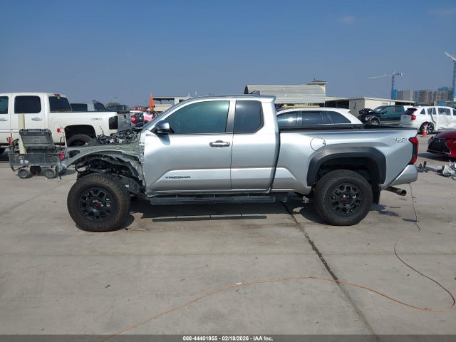 44401955 :رقم المزاد ، 3TYJBAFN2RT011989 vin ، 2024 Toyota Tacoma Trd Prerunner مزاد بيع