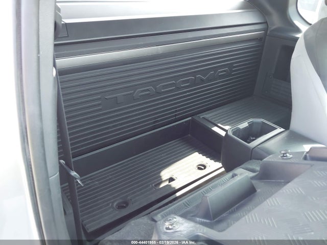 44401955 :رقم المزاد ، 3TYJBAFN2RT011989 vin ، 2024 Toyota Tacoma Trd Prerunner مزاد بيع
