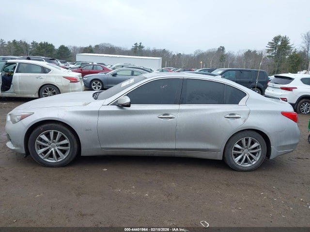 JN1CV7AR5HM681512 Infiniti Q50 2.0t Premium