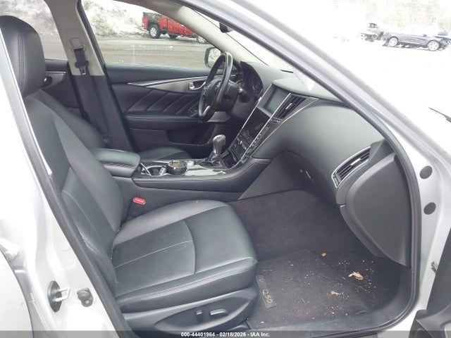 JN1CV7AR5HM681512 Infiniti Q50 2.0t Premium