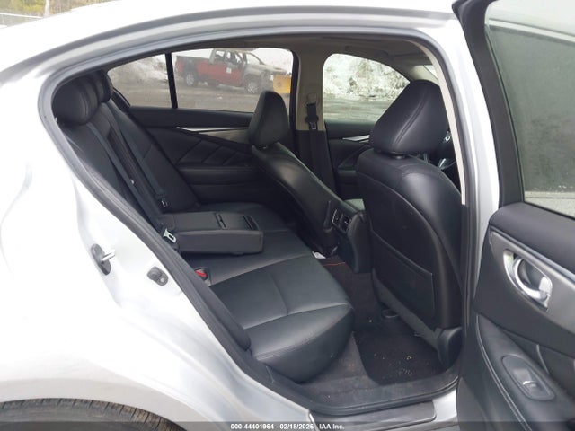 JN1CV7AR5HM681512 Infiniti Q50 2.0t Premium
