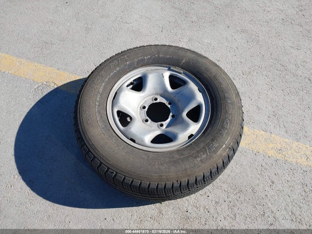 Продажа на аукционе авто 1997 Infiniti Qx4, vin: JNRAR05Y3VW017565, номер лота: 44401970