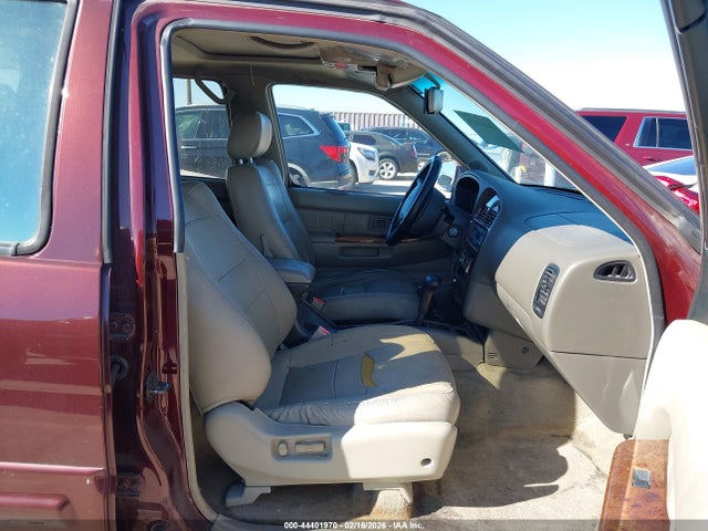 Продажа на аукционе авто 1997 Infiniti Qx4, vin: JNRAR05Y3VW017565, номер лота: 44401970
