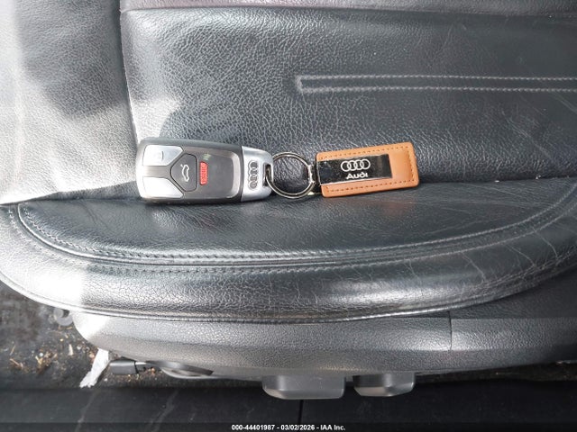 Aukcja sprzedaży 2017 Audi A4 2.0t Premium, vin: WAUANAF48HA180594, numer aukcji: 44401987