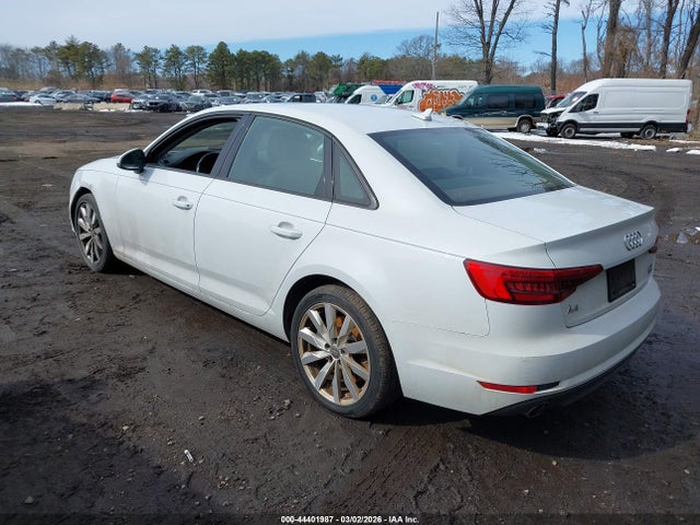 Aukcja sprzedaży 2017 Audi A4 2.0t Premium, vin: WAUANAF48HA180594, numer aukcji: 44401987