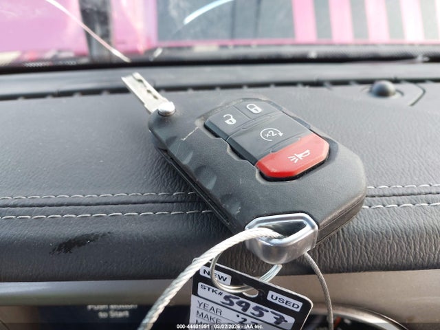 2022 JEEP WRANGLER UNLIMITED 1C4HJXEG8NW126481 Photo 10