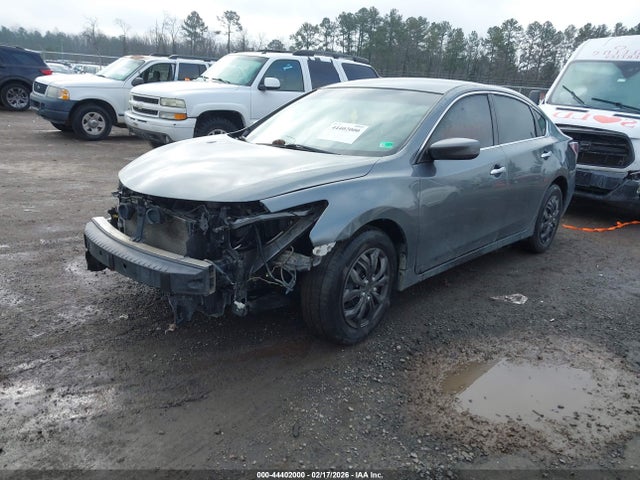 Nissan Altima 2.5 S 2014 1N4AL3AP0EN356621 Image 2