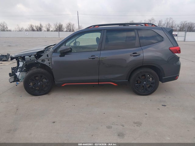 2022 Subaru Forester Sport მანქანა იყიდება აუქციონზე, vin: JF2SKAJC9NH404829, აუქციონის ნომერი: 44402001