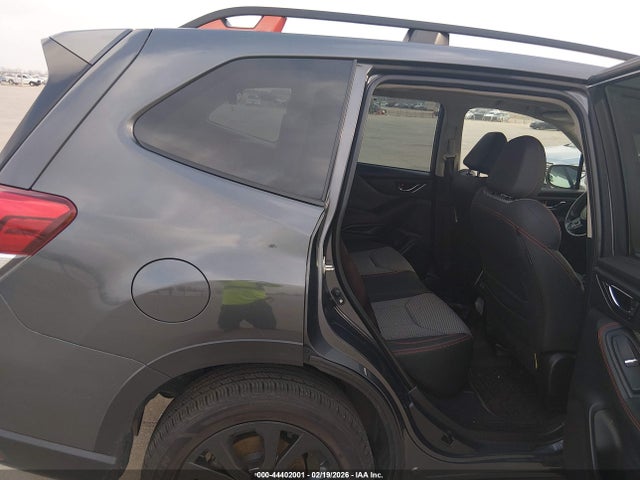 2022 Subaru Forester Sport მანქანა იყიდება აუქციონზე, vin: JF2SKAJC9NH404829, აუქციონის ნომერი: 44402001