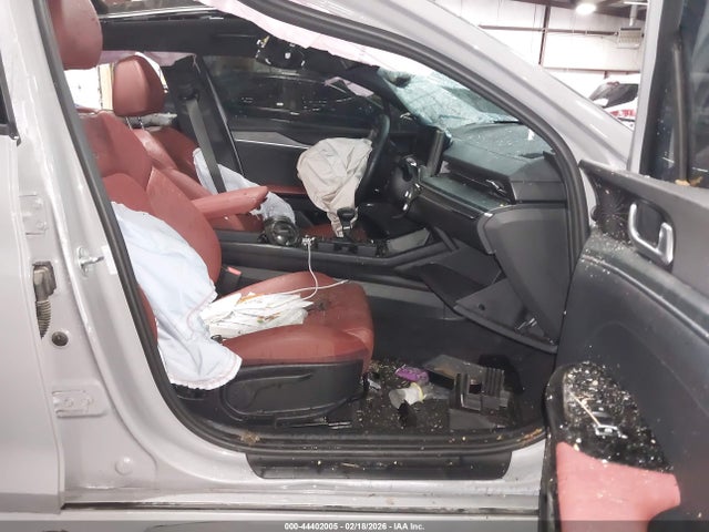 KNAG64J70S5363076 KIA K5 Gt-line