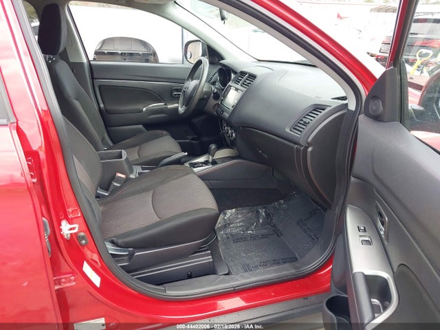 2018 MITSUBISHI OUTLANDER SPORT JA4AP3AU5JU023541 Photo 4