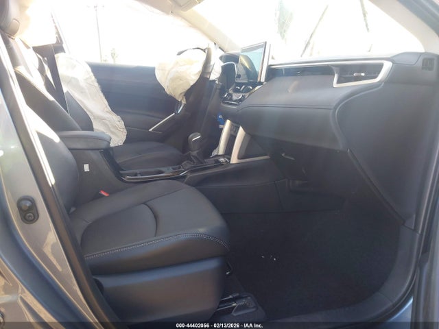Toyota Corolla Cross Xle 2024 7MUDAAAG4RV108489 Image 5
