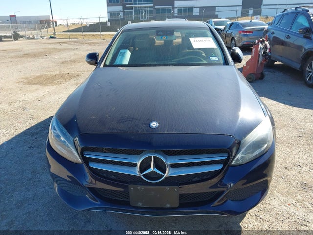 2016 Mercedes-benz C 300 4matic მანქანა იყიდება აუქციონზე, vin: 55SWF4KB4GU154333, აუქციონის ნომერი: 44402058