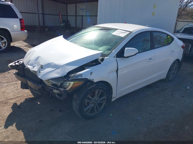 2018 HYUNDAI ELANTRA 5NPD84LFXJH230960 Photo 1