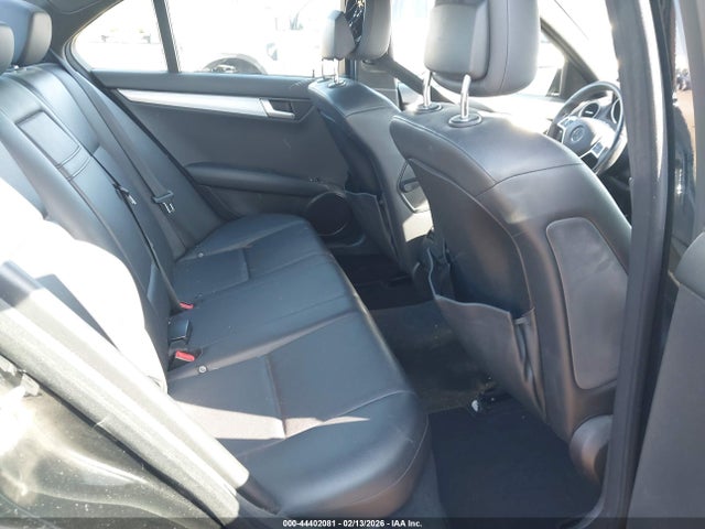 Продажа на аукционе авто 2012 Mercedes-benz C 250 Sport, vin: WDDGF4HB4CA598222, номер лота: 44402081
