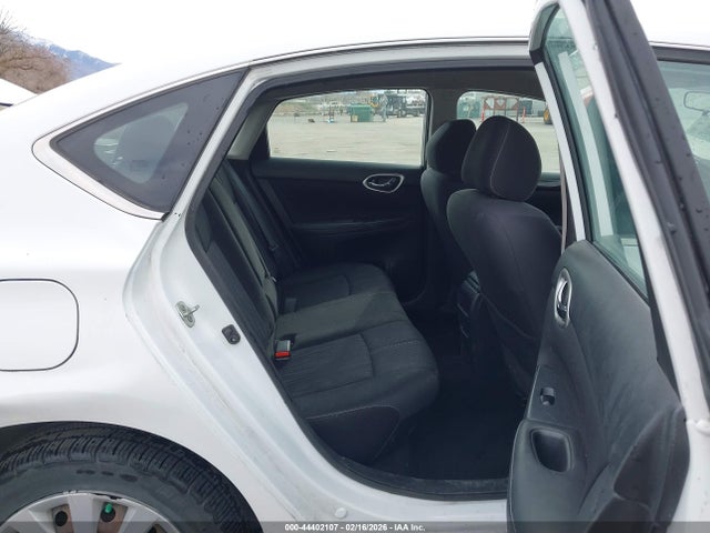 3N1AB7AP5HY341563 Nissan SENTRA SV