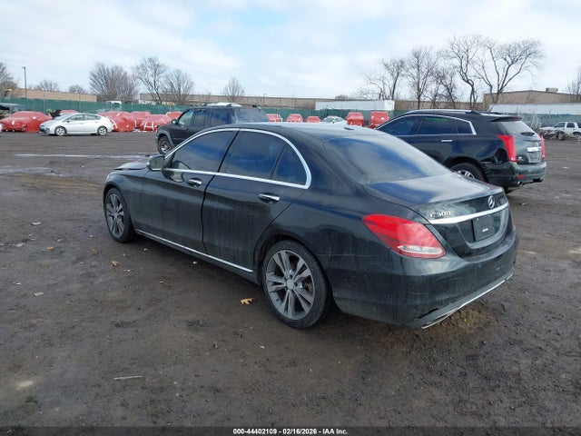 2015 MERCEDES-BENZ C 300 55SWF4JB6FU080929 Photo 2