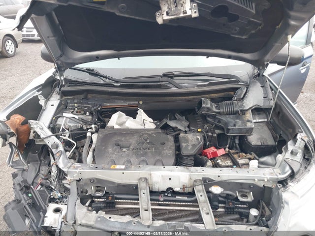 2016 MITSUBISHI OUTLANDER JA4AD2A31GZ008377 Photo 9