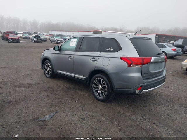 2016 MITSUBISHI OUTLANDER JA4AD2A31GZ008377 Photo 2