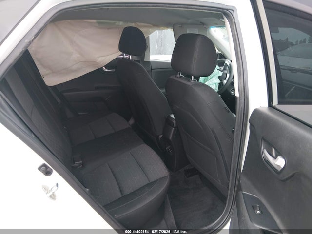 3KPA24AB1KE241355 KIA RIO S