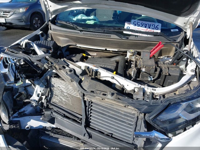 2GNAXUEV9M6157204 Chevrolet Equinox Awd Lt
