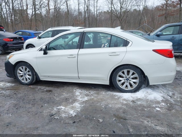 Aukcja sprzedaży 2017 Subaru Legacy 2.5i Premium, vin: 4S3BNAH61H3026075, numer aukcji: 44402177