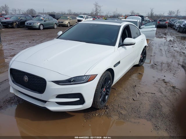 2020 JAGUAR XE SAJAJ4FXXLCP63449 Photo 1