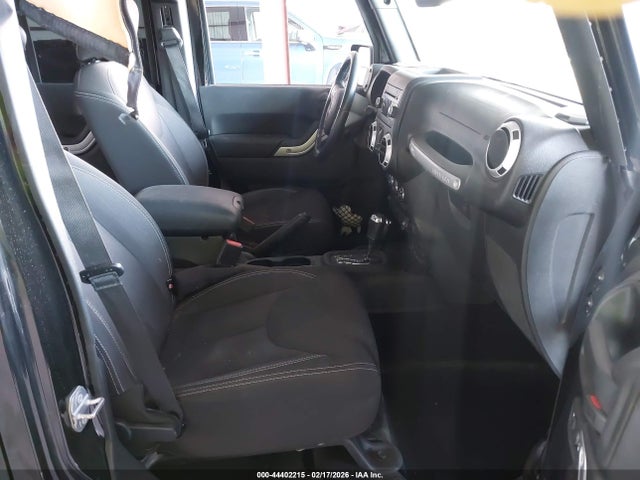 2015 JEEP WRANGLER UNLIMITED 1C4BJWEG1FL654415 Photo 4