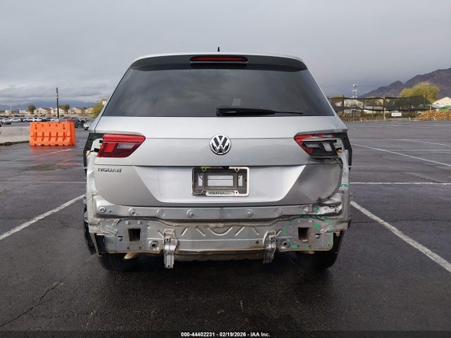 3VV1B7AX5LM003479 Volkswagen Tiguan 2.0t S