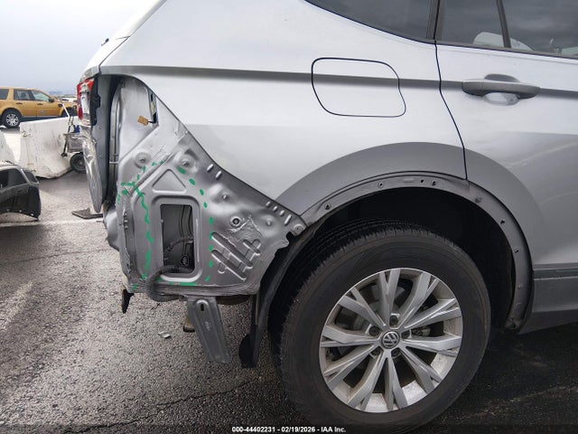 3VV1B7AX5LM003479 Volkswagen Tiguan 2.0t S