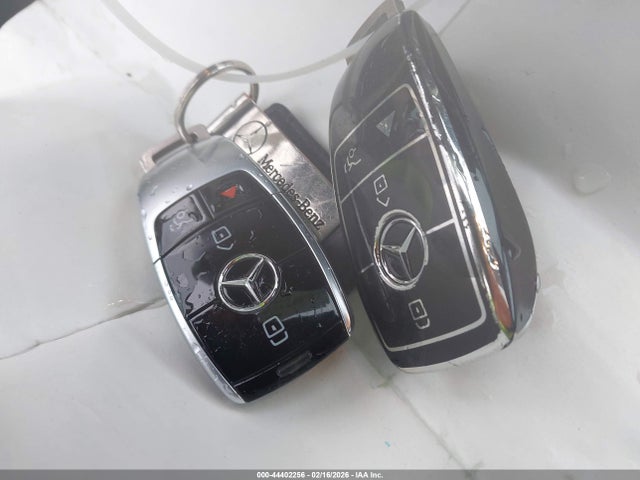 Mercedes-Benz E 300 2018 WDDZF4JB3JA395984 Image 11