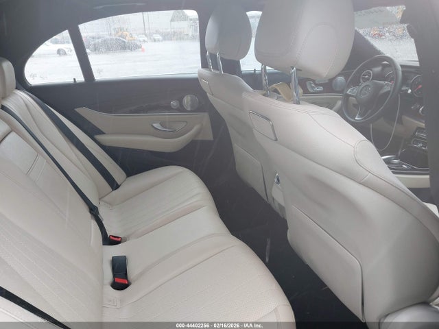 Mercedes-Benz E 300 2018 WDDZF4JB3JA395984 Image 8