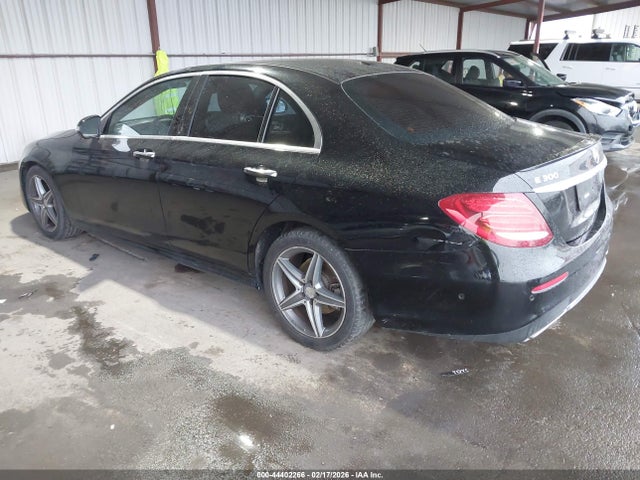 WDDZF4JB9HA144123 Mercedes-Benz E 300