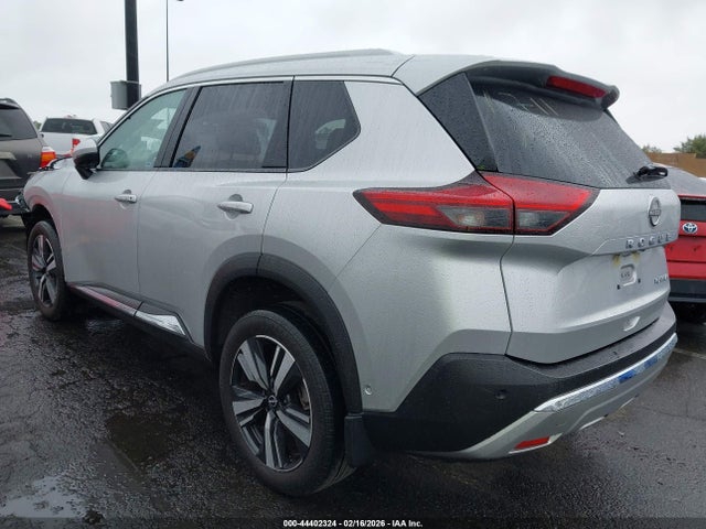 JN8BT3DC8PW101711 Nissan Rogue Platinum Fwd