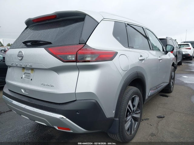 JN8BT3DC8PW101711 Nissan Rogue Platinum Fwd