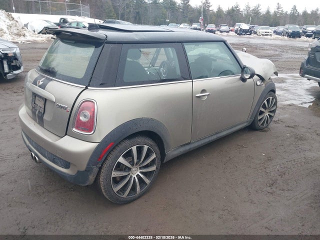 2010 MINI COOPER S WMWMF7C5XATX45206 Photo 3