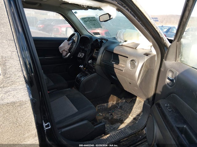 44402348 :رقم المزاد ، 1C4NJRFB7ED892120 vin ، 2014 Jeep Patriot Latitude مزاد بيع