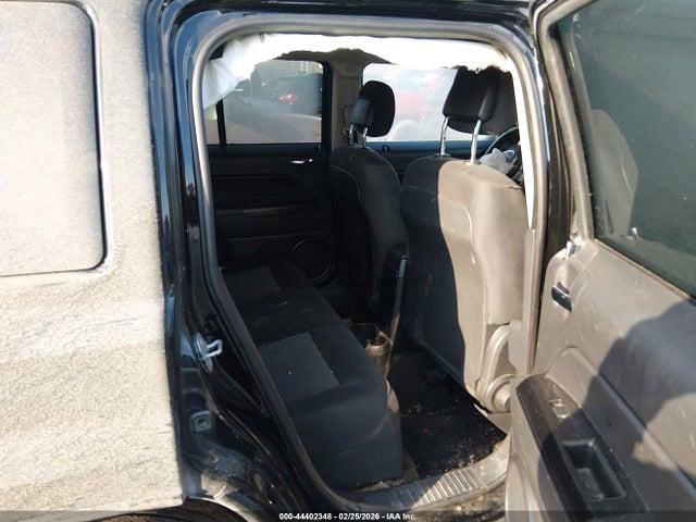 44402348 :رقم المزاد ، 1C4NJRFB7ED892120 vin ، 2014 Jeep Patriot Latitude مزاد بيع
