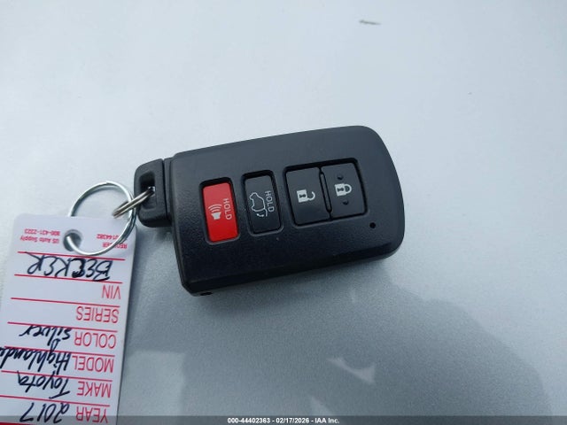 2017 Toyota Highlander Xle მანქანა იყიდება აუქციონზე, vin: 5TDJZRFH7HS449938, აუქციონის ნომერი: 44402363