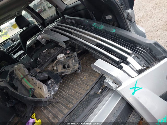 2017 Toyota Highlander Xle მანქანა იყიდება აუქციონზე, vin: 5TDJZRFH7HS449938, აუქციონის ნომერი: 44402363
