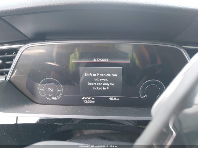 WA1AAAGE6NB020459 Audi E-tron Premium Quattro