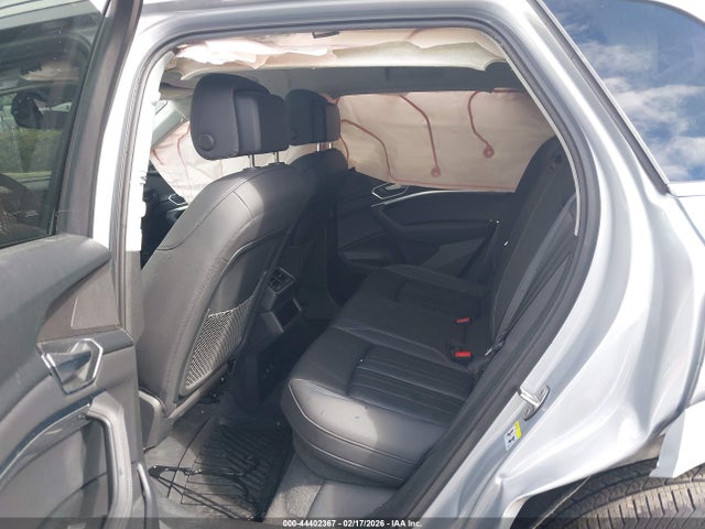 WA1AAAGE6NB020459 Audi E-tron Premium Quattro