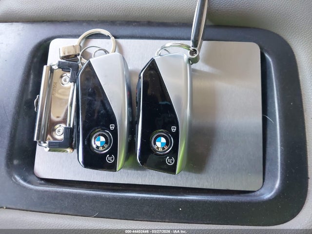 5UX23EM04R9U78193 BMW X7 Xdrive40i