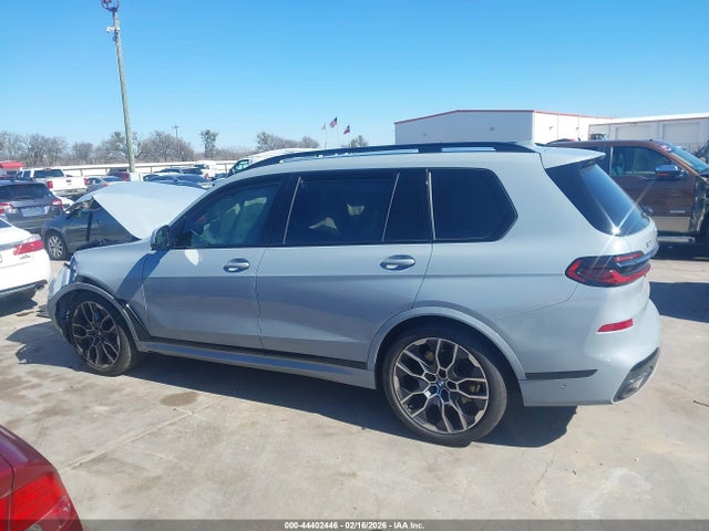5UX23EM04R9U78193 BMW X7 Xdrive40i