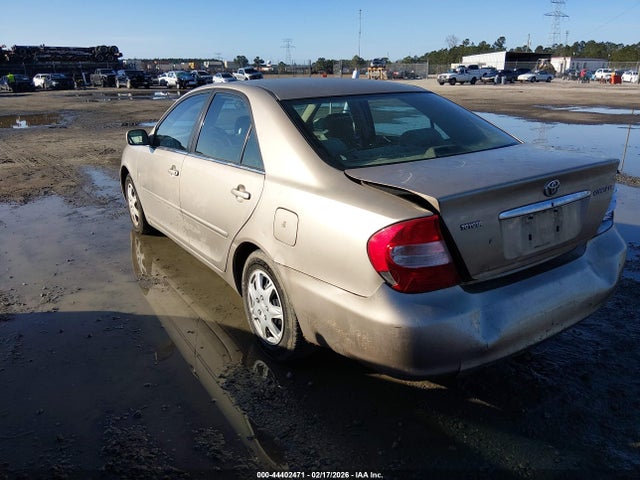 2003 Toyota Camry Le მანქანა იყიდება აუქციონზე, vin: 4T1BE32K73U137925, აუქციონის ნომერი: 44402471