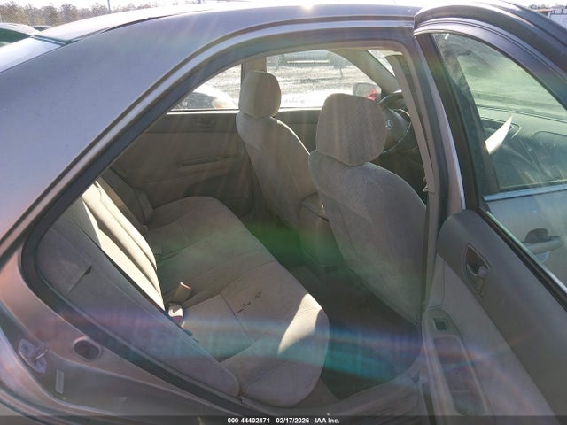2003 Toyota Camry Le მანქანა იყიდება აუქციონზე, vin: 4T1BE32K73U137925, აუქციონის ნომერი: 44402471