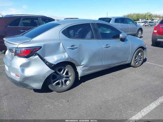 2019 TOYOTA YARIS 3MYDLBYV2KY508789 Photo 3