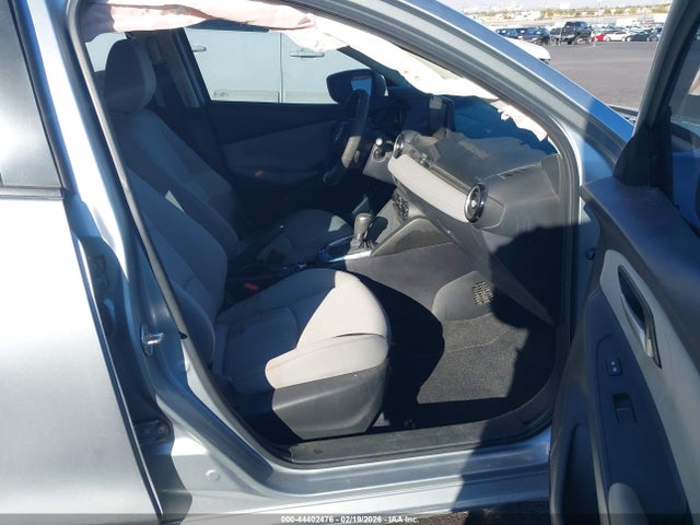 2019 TOYOTA YARIS 3MYDLBYV2KY508789 Photo 4