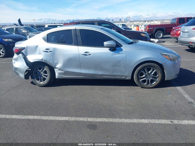 2019 TOYOTA YARIS 3MYDLBYV2KY508789 Photo 5