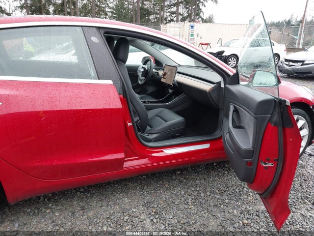 2019 TESLA MODEL 3 5YJ3E1EA1KF197268 Photo 4